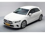 Mercedes-Benz A-klasse 180 Business Solution Aut. [ Navi Camera Stoelverwarming Trekhaak ]