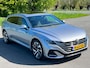 Volkswagen Arteon Shooting Brake 1.4 TSI eHybrid R-Line Business+ | Panoramadak | LED | Stoelverw. V+A | Keyless | Camera