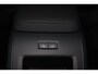 Volvo XC60 T6 Recharge AWD Plus Black Edition - Panorama/schuifdak - IntelliSafe Assist & Surround - 360º Camera - Harman/Kardon audio - Adaptieve LED koplampen - Verwarmde voorstoelen, stuur & achterbank - Parkeersensoren voor & achter - Elektr. bedienb. voorstoelen met geheugen - Head up display - Draadloze tel. lader - Extra getint glas - 21' LMV