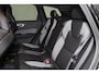 Volvo XC60 T6 Recharge AWD Ultra Black Edition - Panorama/schuifdak - IntelliSafe Assist & Surround - 360º Camera - Harman/Kardon audio - Adaptieve LED koplampen - Verwarmde voorstoelen, stuur & achterbank - Parkeersensoren voor & achter - Elektr. bedienb. voorstoelen met geheugen - Head up display - Draadloze tel. lader - Extra getint glas - 21' LMV