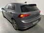 Volkswagen Golf 1.4 eHybrid Style / AUTOMAAT/ DODE HOEK/ PARK. SENSOREN + CAMERA/ MEMORY SEATS/ STOEL-STUURVERWARM./ LED/ NAVI/  APP-CONNECT/ CLIMA/ LMV