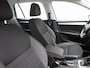 Skoda Octavia Combi 1.5 TSI Greentech Business Edition | Automaat | Climate control | Navigatie | LMV | Parkeer sensoren | Cruise control | Apple carplay |