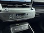Hyundai Kona Electric Comfort Smart 65.4 kWh | Warmtepomp | Stoel + stuurverwarming | V2L | Bluelink app | Navigatie | Camera | Adaptive cruise control