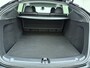 Tesla Model Y RWD LFP-Accu SOH 94% Leder Lmv 20" Warmtepomp Camera's Panormadak Adap.Cruise Navi Ecc Autopilot Stoel+Stuur+Achterbank Verwarming Elek.Achterklep Dodehoek detector Draadloze telefoonlader Origineel Nederlandse Auto Fabrieksgarantie tot 25-6-2028/80.000km en 25-6-2032/160.000 km op de accu en aandrijflijn.  Trekvermogen 1600 kg !