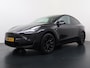 Tesla Model Y RWD LFP-Accu SOH 94% Leder Lmv 20" Warmtepomp Camera's Panormadak Adap.Cruise Navi Ecc Autopilot Stoel+Stuur+Achterbank Verwarming Elek.Achterklep Dodehoek detector Draadloze telefoonlader Origineel Nederlandse Auto Fabrieksgarantie tot 25-6-2028/80.000km en 25-6-2032/160.000 km op de accu en aandrijflijn.  Trekvermogen 1600 kg !