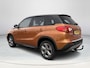 Suzuki Vitara 1.6 Exclusive Trekhaak | Verwarmbare buitenspiegels | All Seasonbanden | Achterruitrijcamera | Stoelverwarming | Cruise Control | Climate Control | Navigatiesysteem | Apple CarPlay & Android Auto | 12 maanden BOVAG garantie