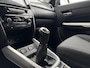 Suzuki Vitara 1.6 Exclusive Trekhaak | Verwarmbare buitenspiegels | All Seasonbanden | Achterruitrijcamera | Stoelverwarming | Cruise Control | Climate Control | Navigatiesysteem | Apple CarPlay & Android Auto | 12 maanden BOVAG garantie