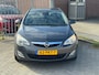 Opel Astra 1.4 Turbo Cosmo 120PK! NL AUTO NAP 2e EIGENAAR! CRUISE l TREKHAAK l LEER l AIRCO l PDC! DEALER OH l TOPSTAAT!