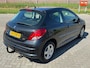 Peugeot 207 1.4 VTi Allure 95PK! NL AUTO NAP! PANORAMA l LEER l PDC l CRUISE l Trekhaak l Airco ECC l LMV! TOPSTAAT!