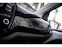Volkswagen Up! 1.0 move up! 5 deurs BlueMotion | Airco | Electrische ramen | Navigatie | Bluetooth telefonie |