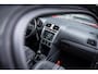 Volkswagen Polo 1.2 TSI Highline | Cruise control | Stoelverwarming | Parkeer hulp | Airco | Navigatie |