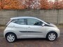 Toyota Aygo 1.0 VVT-i x-play *airco + camera*