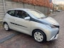 Toyota Aygo 1.0 VVT-i x-play *airco + camera*