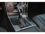 Volvo V60 T4 Business Sport - Parkeerverwarming - Volvo On Call - Bi-Xenon koplampen - schijf/kantel dak - Verwarmde voorstoelen & stuur - Navigatie - Parkeersensoren voor en achter - trekhaak - 18 inch LMV