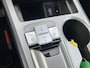Hyundai Kona Electric EV Limited 64 kWh / Trekhaak / Cruise control adaptief met Stop&Go en stuurhulp / Achterbank verwarmd /
