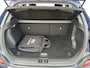 Hyundai Kona Electric EV Limited 64 kWh / Trekhaak / Cruise control adaptief met Stop&Go en stuurhulp / Achterbank verwarmd /
