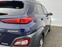 Hyundai Kona Electric EV Limited 64 kWh / Trekhaak / Cruise control adaptief met Stop&Go en stuurhulp / Achterbank verwarmd /