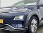 Hyundai Kona Electric EV Limited 64 kWh / Trekhaak / Cruise control adaptief met Stop&Go en stuurhulp / Achterbank verwarmd /