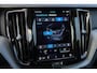 Volvo XC60 2.0 T8 Recharge 455Pk Aut. | Plug-in hybrid | Plus Dark | AWD | Achteruitrijcamera | Panoramadak | Trekhaak | 21"