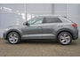 Volkswagen T-Roc 1.5 TSI 150pk DSG R-Line | Trekhaak | Navigatie | Stoelverwarming