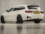 BMW 3-Serie Touring 318i Sportline 157Pk Automaat (APPLE CARPLAY, GROOT NAVI, ZWART HEMEL, LEDER, STOELVERWARMING, SPORTSTOELEN, CAMERA, ELEK ACHTERKLEP, GETINT GLAS, TREKHAAK, NIEUWSTAAT)