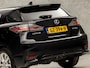Lexus CT 200h 25th Edition Automaat (NAVIGATIE, CLIMATE, ALCANTARA, CAMERA, GETINT GLAS, STOELVERWARMING, SPORTSTOELEN, KEYLESS, LED KOPLAMPEN, CRUISE, NIEUWSTAAT)