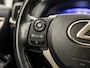 Lexus CT 200h 25th Edition Automaat (NAVIGATIE, CLIMATE, ALCANTARA, CAMERA, GETINT GLAS, STOELVERWARMING, SPORTSTOELEN, KEYLESS, LED KOPLAMPEN, CRUISE, NIEUWSTAAT)