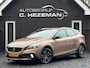 Volvo V40 Cross Country 2.0 T3 Momentum LED Cruise Control Climate Control Sportvelgen Trekhaak Navigatie