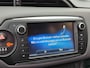 Toyota Yaris 1.5 Hybrid DYNAMIC TREKHAAK KEYLESS NAVI CAMERA CLIMA BLUETOOTH CRUISE NL-AUTO