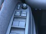 Toyota Yaris Cross 1.5 Hybrid Dynamic BI-TONE BLIND SPOT STOEL/STUUR VERW.