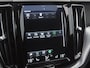 Volvo XC60 2.0 T8 Twin Engine AWD Inscription | Trekhaak | Luchtvering | Panoramadak | Black Edition |