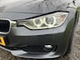 BMW 3-Serie Touring 318d High Executive Navi, Leder