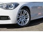 BMW 1-Serie 114i Business+ NAVIGATIE/ LEDER/ LM 17/ PDC