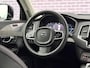 Volvo XC90 2.0 T8 Plug-in hybrid AWD Ultra Dark | Trekhaak | Massage | Geventileerde/verwarmde stoelen | Bowers & Wilkens | Luchtvering | HUD | Alcantara hemelbekleding | Memory | 360° camera |