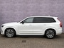 Volvo XC90 2.0 T8 Plug-in hybrid AWD Ultra Dark | Trekhaak | Massage | Geventileerde/verwarmde stoelen | Bowers & Wilkens | Luchtvering | HUD | Alcantara hemelbekleding | Memory | 360° camera |