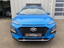 Hyundai Kona 1.0T Premium / Navi / Camera / Cruise / Stoel en Stoelverw. / Trekhaak / Apple Carplay