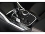 BMW 3-Serie Touring 330e xDrive Sport Line | Camera | Shadow | Sportstoel | Sfeerverlichting | Stoelverwarming | 18" |