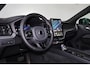 Volvo XC60 T6 Recharge AWD Plus Black Edition - Panorama/schuifdak - IntelliSafe Assist & Surround - 360º Camera - Harman/Kardon audio - Adaptieve LED koplampen - Verwarmde voorstoelen, stuur & achterbank - Parkeersensoren voor & achter - Elektr. bedienb. voorstoelen met geheugen - Head up display - Draadloze tel. lader - Extra getint glas - 21' LMV