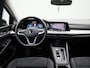 Volkswagen Golf Variant 1.0 eTSI Life Business 110 PK | Automaat | Origineel Nederlands | 1e Eigenaar | Navigatie | Stoelverwarming | Trekhaak | Digitale Cockpit | Ergo-Active Bestuurdersstoel Elektrisch Verstelbaar, Incl. Geheugen- En Massagefunctie