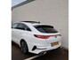 Kia ProCeed 1.6 T-GDi 204pk DCT7 GT Automaat I Panoramadak I Stoelverw. I Camera I PDC V+A I Memory I Navi I 18 Inch I JBL Sound I