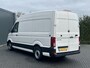 Volkswagen Crafter 2.0 TDI 141 PK DSG AUTOMAAT HIGHLINE+ / LED KOPLAMPEN / L3H3 / 3.000 KG AHG / 270 A DEUREN / AIRCO / CRUISE / BLUETOOTH / 3-ZITS