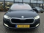 Skoda Octavia Combi 1.0 e-TSI Automaat Business Edition Plus Navigatie Trekhaak Keyless 18 Inch Velgen Dab Carplay Stoel + Stuurverwarming Getint Glas NL Auto