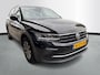 Volkswagen Tiguan 1.5 TSI Life Business | Trekhaak | Camera | Elec. klep | Panoramadak