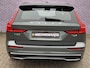 Volvo V60 2.0 T6 Plug-in hybrid AWD Plus Dark | Forest Lake | 360° Camera | Stoel en stuurverwarming | Trekhaak | Adaptieve cruise control | Harman/Kardon audio | BLIS dodehoekdetectie |