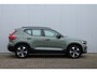 Volvo XC40 2.0 B4 Plus Dark | Achteruitrijcamera | Semi elektrische trekhaak | Google Services | BLIS | Elektrisch bedienbare stoelen voorzijde | Geheugenfunctie bestuurdersstoel | Stoelverwarming | Stuurwielverwarming