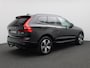 Volvo XC60 2.0 T6 Plug-in hybrid AWD Plus Dark 350PK Aut. Pano-Schuifdak, SOH 98%, Trekhaak, Alarm, Harman Kardon, Stoelverwarming, Memorystoelen, 19" LM Velgen