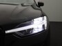 Volvo XC60 2.0 T6 Plug-in hybrid AWD Plus Dark 350PK Aut. Pano-Schuifdak, SOH 98%, Trekhaak, Alarm, Harman Kardon, Stoelverwarming, Memorystoelen, 19" LM Velgen
