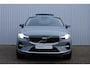 Volvo XC60 T6 Automaat Plug-in hybrid AWD Plus Bright | Adaptieve Cruise Control| Semi Electrische Trekhaak | Panoramadak | Blind Spot| Rondomzicht Camera| Verwarmbare Voorstoelen| Alarmklasse 3.