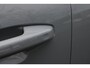 Volvo XC40 B4 Automaat Plus Dark Achteruitrijcamera | Semi elektrische trekhaak | Stoelverwarming | Blind Spot | Stuurwiel verwarming | Google services | Bestuurdersstoel met geheugen | Harman/Kardon premium audio | Blind Spot | 18 inch lichtmetalen velgen |