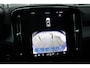 Volvo XC40 B4 Automaat Plus Dark Achteruitrijcamera | Semi elektrische trekhaak | Stoelverwarming | Blind Spot | Stuurwiel verwarming | Google services | Bestuurdersstoel met geheugen | Harman/Kardon premium audio | Blind Spot | 18 inch lichtmetalen velgen |